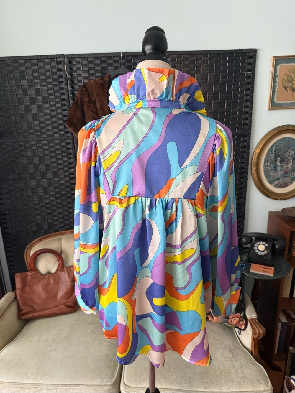 🌈✨ Adrienne Abstract Puff Sleeve Babydoll Blouse Retro Mod Small - Picture 9 of 12